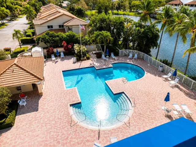 3-bedroom rental at 6723 VIA REGINA #11, Boca Raton