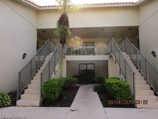 2-bedroom rental at 1680 WINDORAH Way #E, West Palm Beach