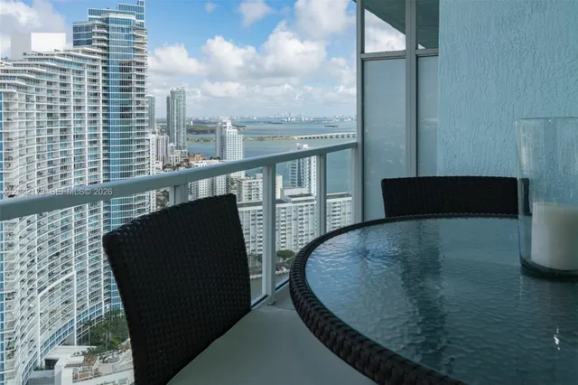 2-bedroom home at 1900 N Bayshore Drive #3514, Miami