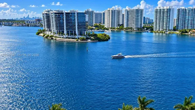 2-bedroom home at 19101 NE 36th Court #1704, Aventura