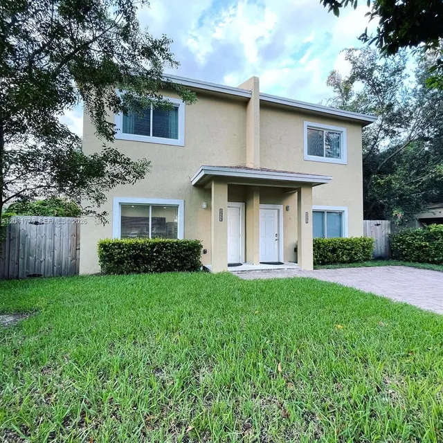 8-bedroom rental at 1531 NW 55th Terrace #1531, Miami