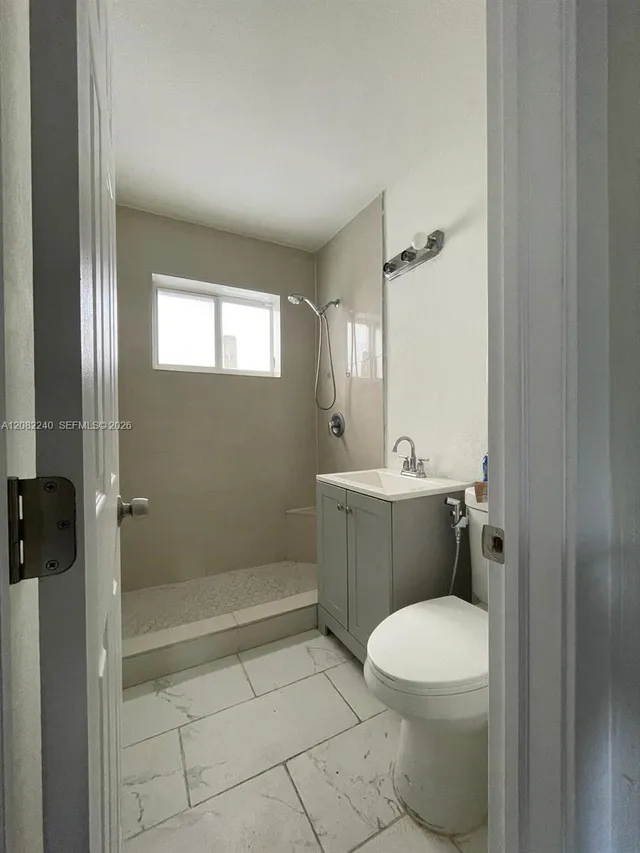 3-bedroom rental at 2142 NW 27th Street #2142, Miami