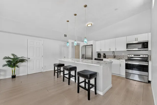 4-bedroom home at 910 NW 17TH Avenue, Fort Lauderdale