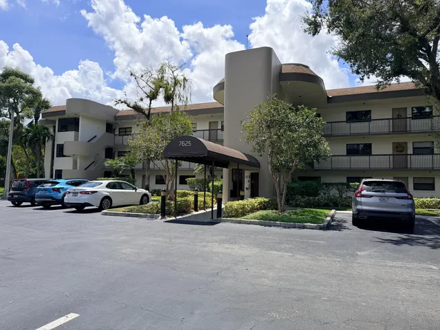 2-bedroom home at 7625 NW 79th Avenue #Unit 107, Tamarac