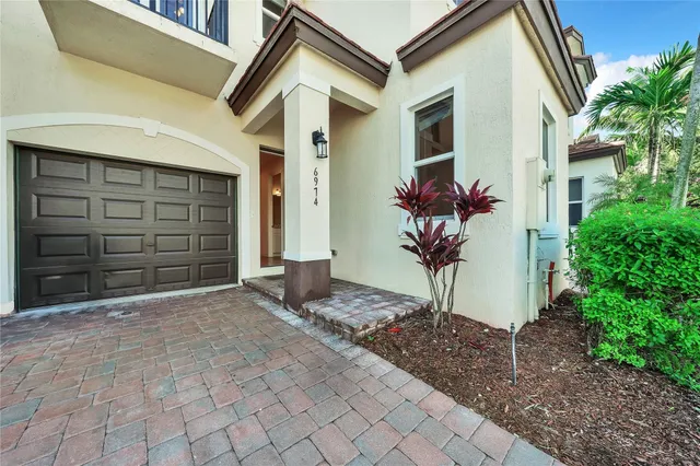 3-bedroom rental at 6974 LONG PINE Circle, Coconut Creek