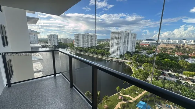 2-bedroom home at 18151 NE 31st Court #1714, Aventura