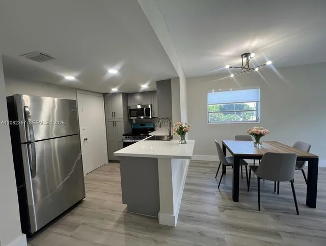1-bedroom home at 16801 NE 14th Avenue #311, Miami