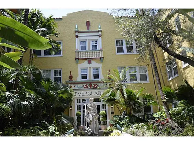 1-bedroom home at 536 14th Street #107, Miami Beach