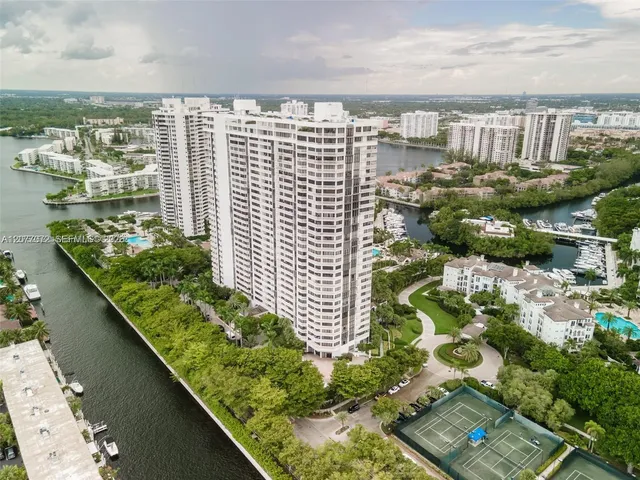 2-bedroom home at 2000 Island Boulevard #908, Aventura