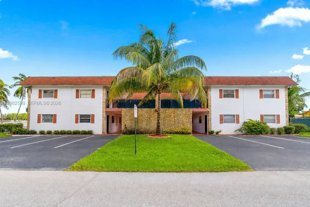 2-bedroom rental at 238 SW 1st Street #F-1, Pompano Beach