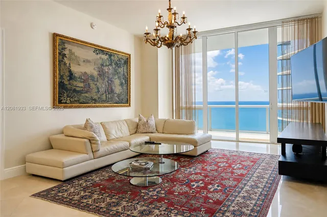 3-bedroom rental at 15811 Collins Avenue #4007, Sunny Isles Beach
