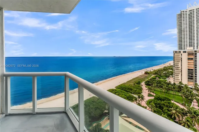1-bedroom rental at 6515 E Collins Avenue #1504, Miami Beach