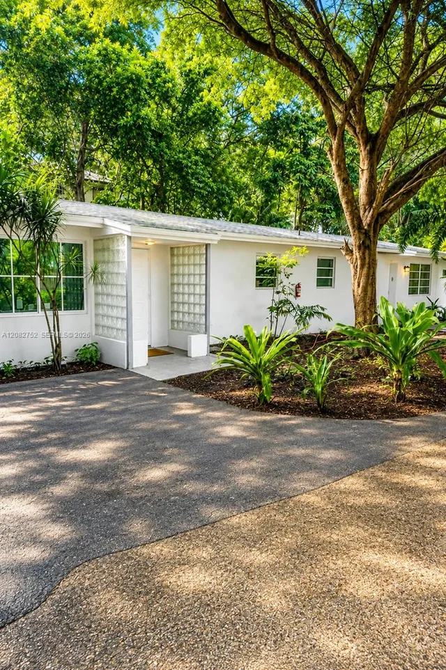 2-bedroom rental at 4790 SW 65th Avenue #1-3, Davie