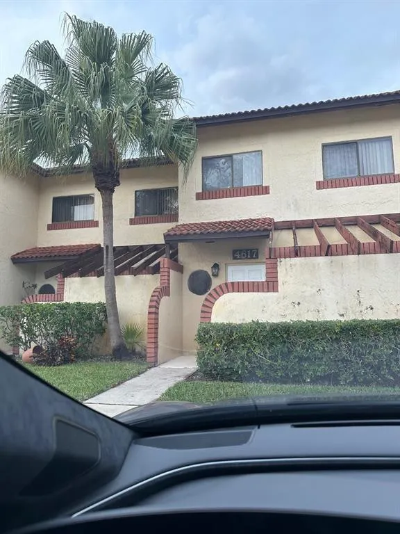 3-bedroom rental at 4617 NW 90TH Avenue, Sunrise