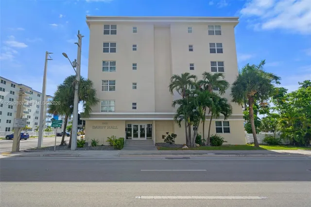 1-bedroom home at 1901 S Ocean Drive #303, Hollywood