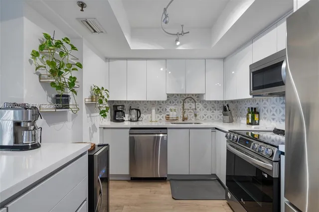 2-bedroom home at 1775 Washington Avenue #6E, Miami Beach