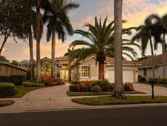 4-bedroom home at 2552 Jardin Lane, Weston