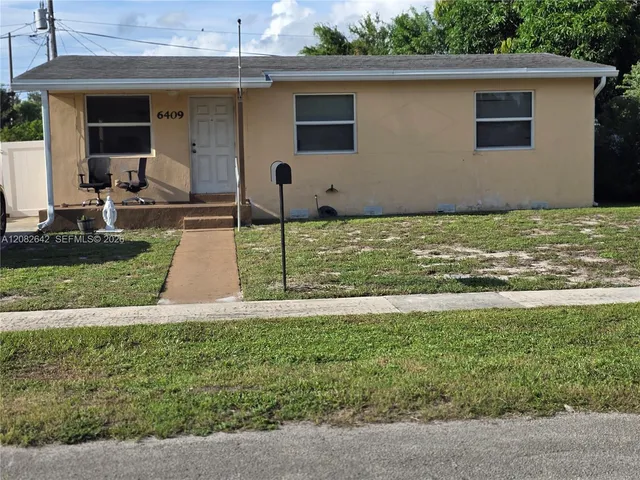 3-bedroom home at 6409 Franklin Street, Hollywood