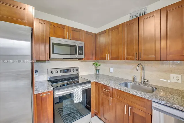 2-bedroom home at 150 SW 134th Way #304R, Pembroke Pines