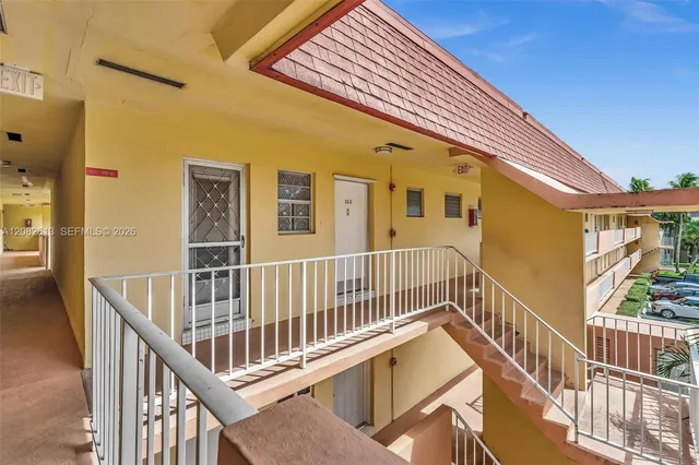 1-bedroom rental at 1540 NE 191st Street #320, Miami
