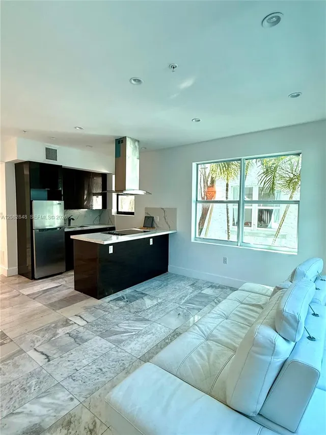 1-bedroom rental at 1560 Drexel Avenue #107, Miami Beach