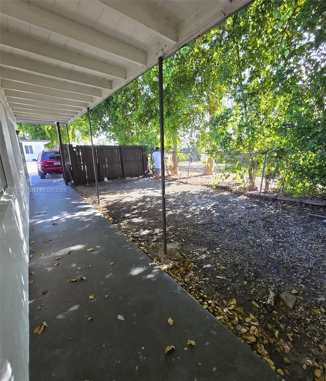 2-bedroom rental at 3981 SW 12th Place #1-4, Fort Lauderdale