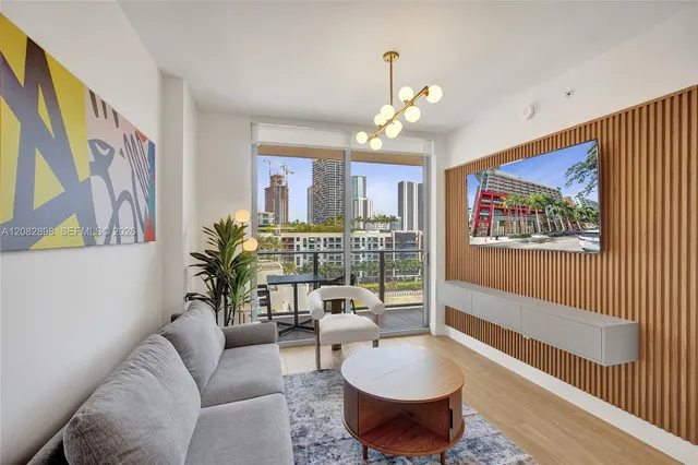 1-bedroom rental at 90 NE 32 #902, Miami