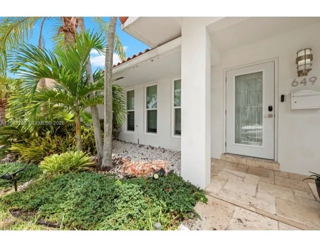 3-bedroom rental at 649 Layne Boulevard, Hallandale Beach