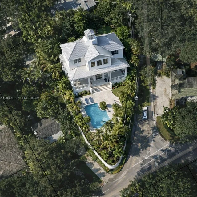 Land at 1701 S Bayshore Drive, Miami