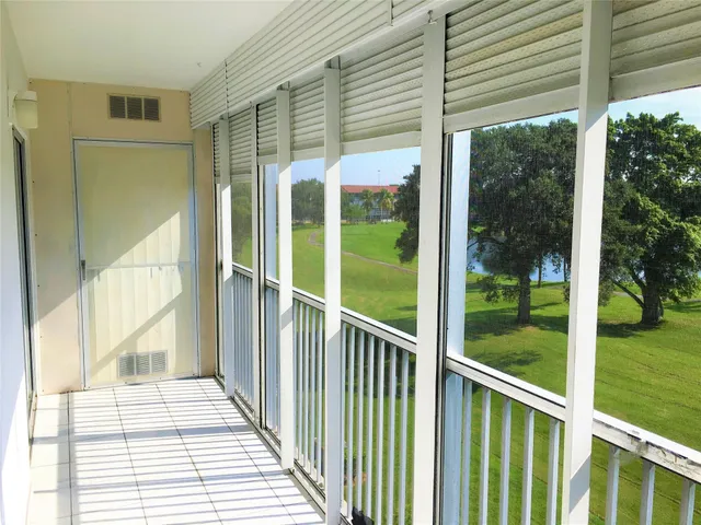 2-bedroom home at 551 SW 135th Avenue #405b, Pembroke Pines
