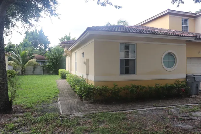 2-bedroom home at 613 NW 21ST Avenue, Pompano Beach