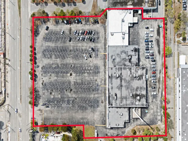 Commercial at 839 S CONGRESS Avenue, Palm Springs