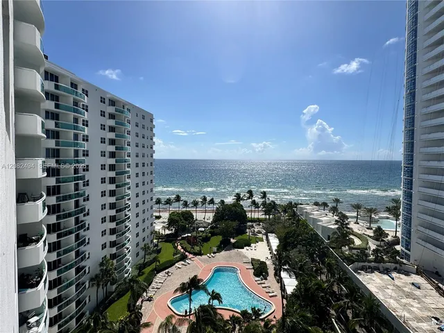 2-bedroom rental at 3001 S Ocean Drive #1127, Hollywood