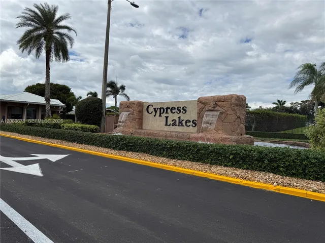 2-bedroom rental at 3518 Cypress Trail #107, West Palm Beach