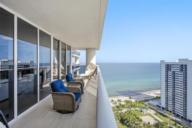 2-bedroom rental at 1850 S Ocean Drive #2305, Hallandale Beach