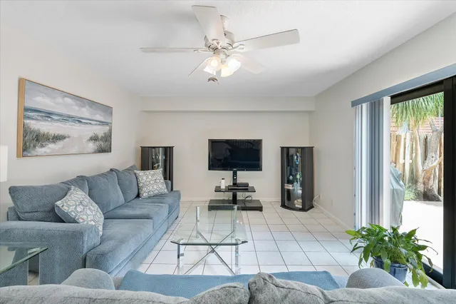 2-bedroom home at 702 NW 98TH Circle, Plantation