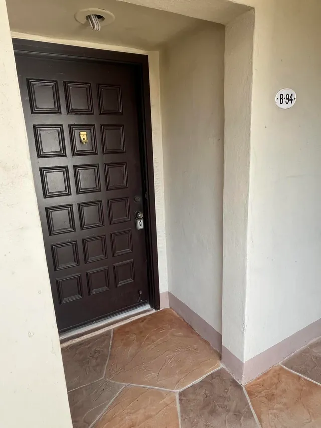 1-bedroom home at 94 Capri B, Delray Beach