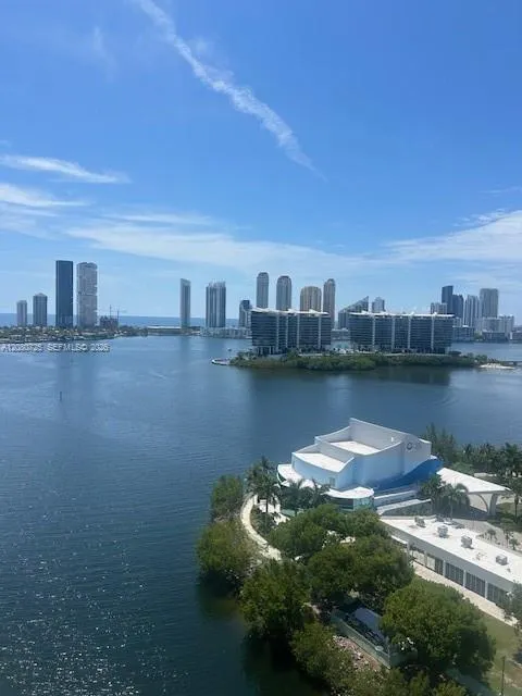 3-bedroom home at 3330 NE 190th Street #1719, Aventura