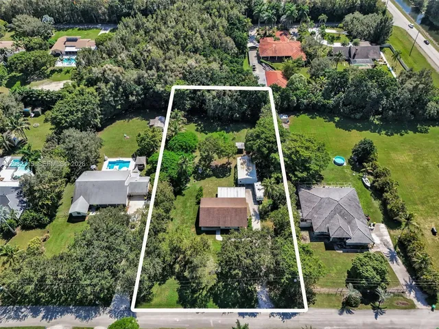 3-bedroom home at 17110 SW 64th Court, Southwest Ranches