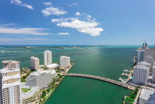2-bedroom rental at 495 Brickell Avenue #2702, Miami