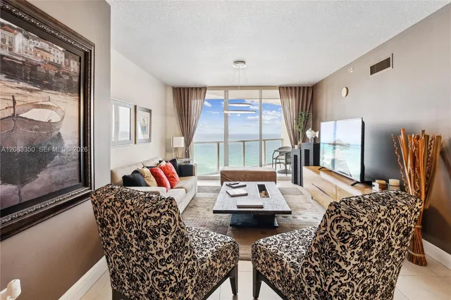 2-bedroom rental at 16699 Collins Avenue #1904, Sunny Isles Beach