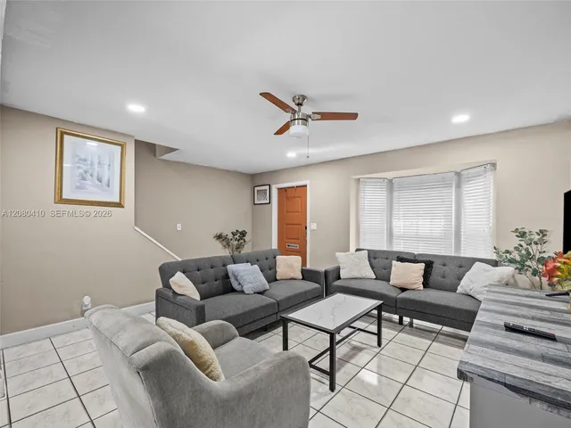 2-bedroom rental at 3609 Townhouse Court #3609, West Palm Beach