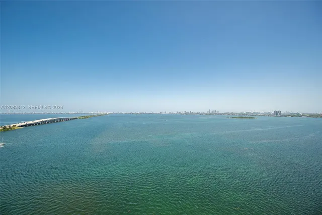3-bedroom rental at 3131 NE 7th Avenue #1806, Miami
