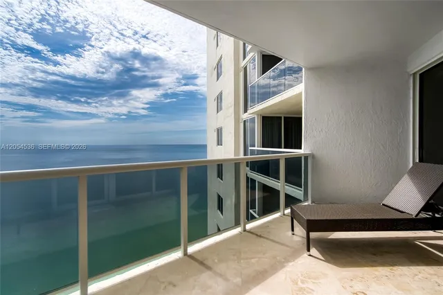 3-bedroom rental at 19111 Collins Avenue #3406, Sunny Isles Beach
