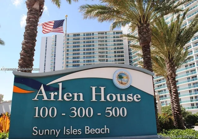 2-bedroom rental at 100 Bayview Drive #PH-21, Sunny Isles Beach