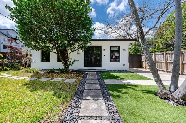 3-bedroom rental at 412 NW 41st Street #0, Miami