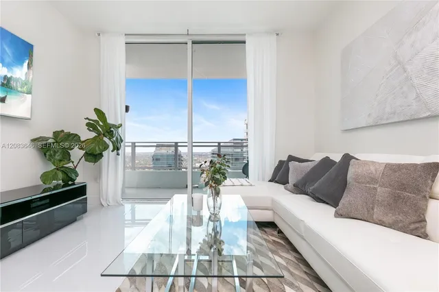 1-bedroom rental at 1080 Brickell Avenue #3803, Miami