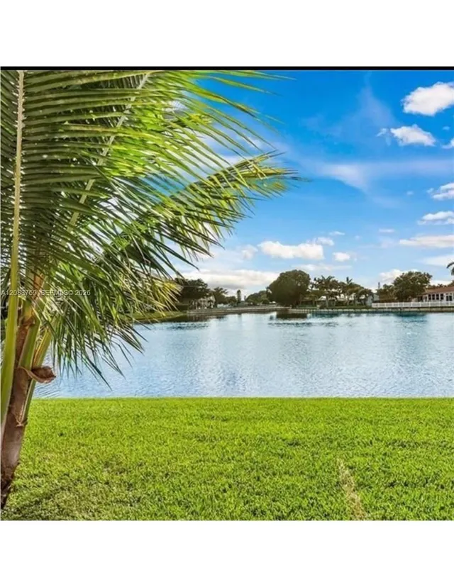 2-bedroom rental at 9652 W Mcnab Road #104, Tamarac