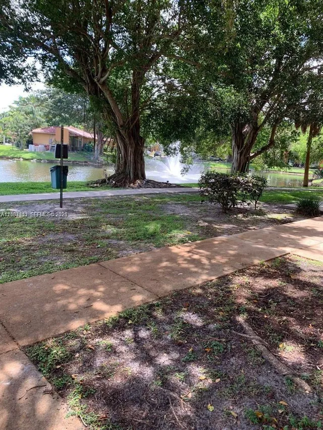1-bedroom rental at 10765 Cleary Boulevard #203, Plantation