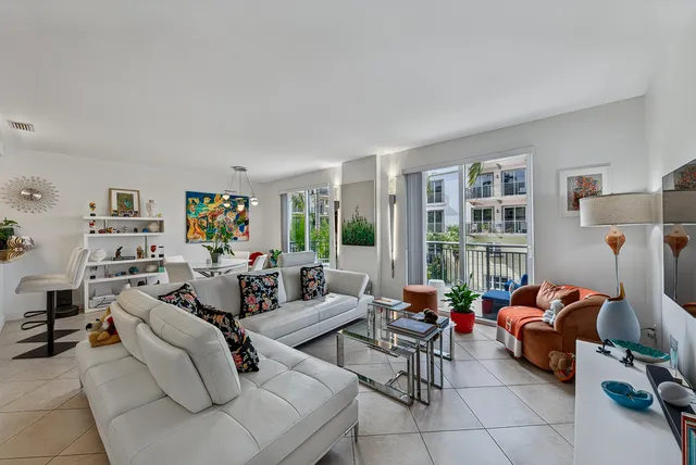 1-bedroom home at 2631 NE 14TH Avenue #316, Wilton Manors